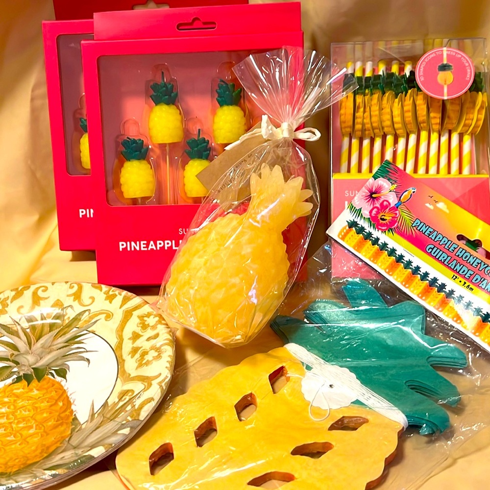 Pineapple party supplies